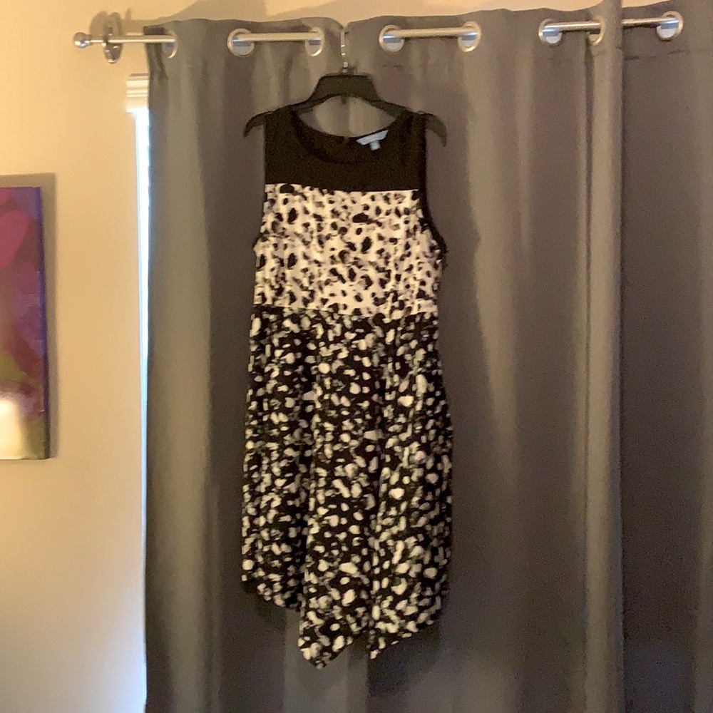 SimplyVera XL Black and White pattern dress